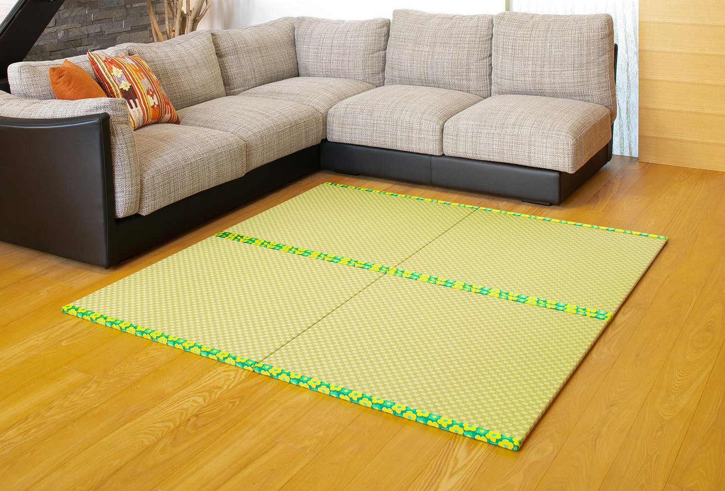 縁付き和紙表置き畳 銀白市松 - kunieda